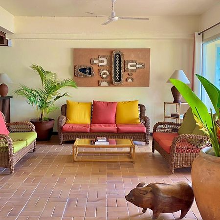 Hotel Santo Vanuatu Луганвил Екстериор снимка