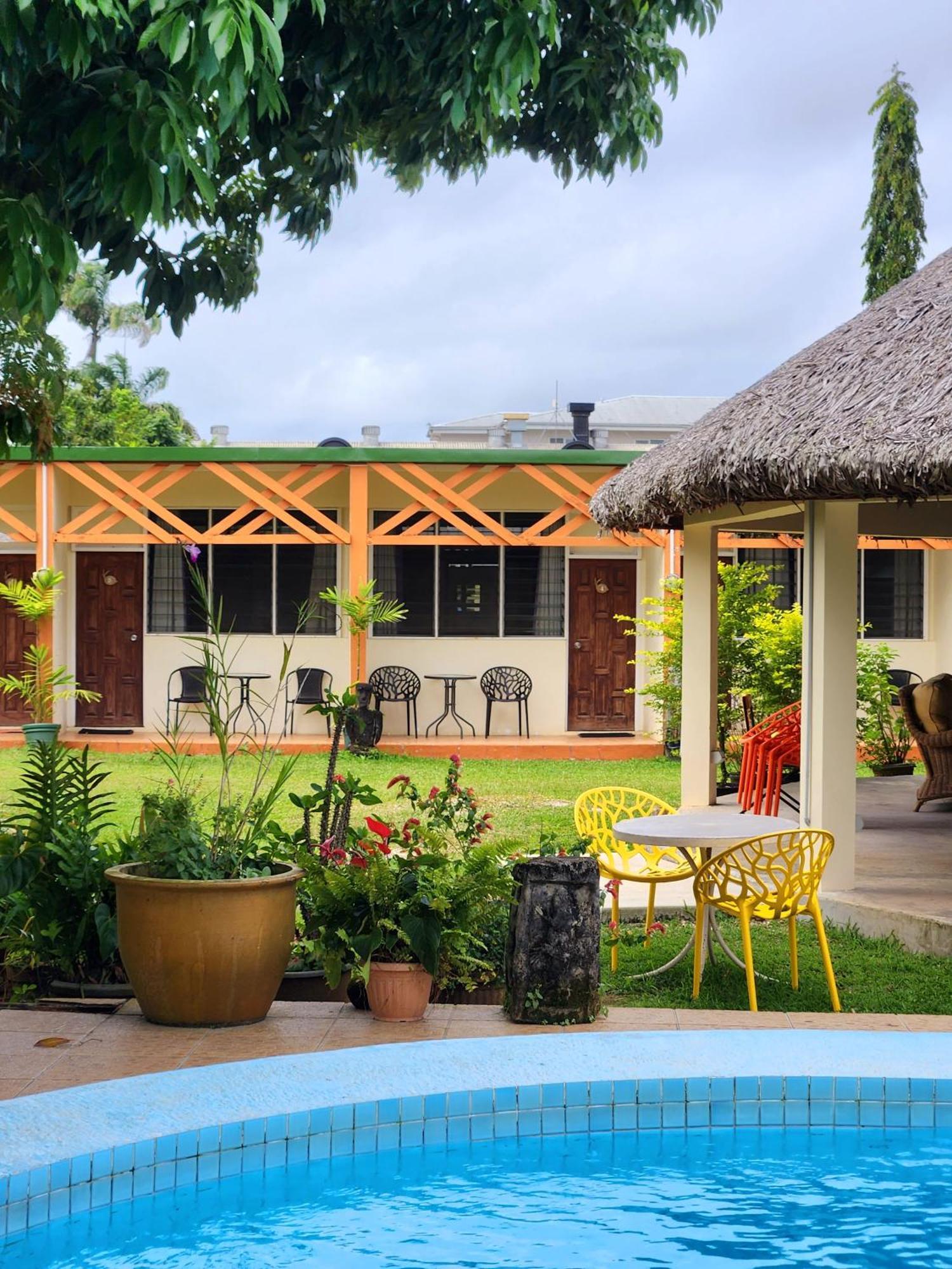 Hotel Santo Vanuatu Луганвил Екстериор снимка