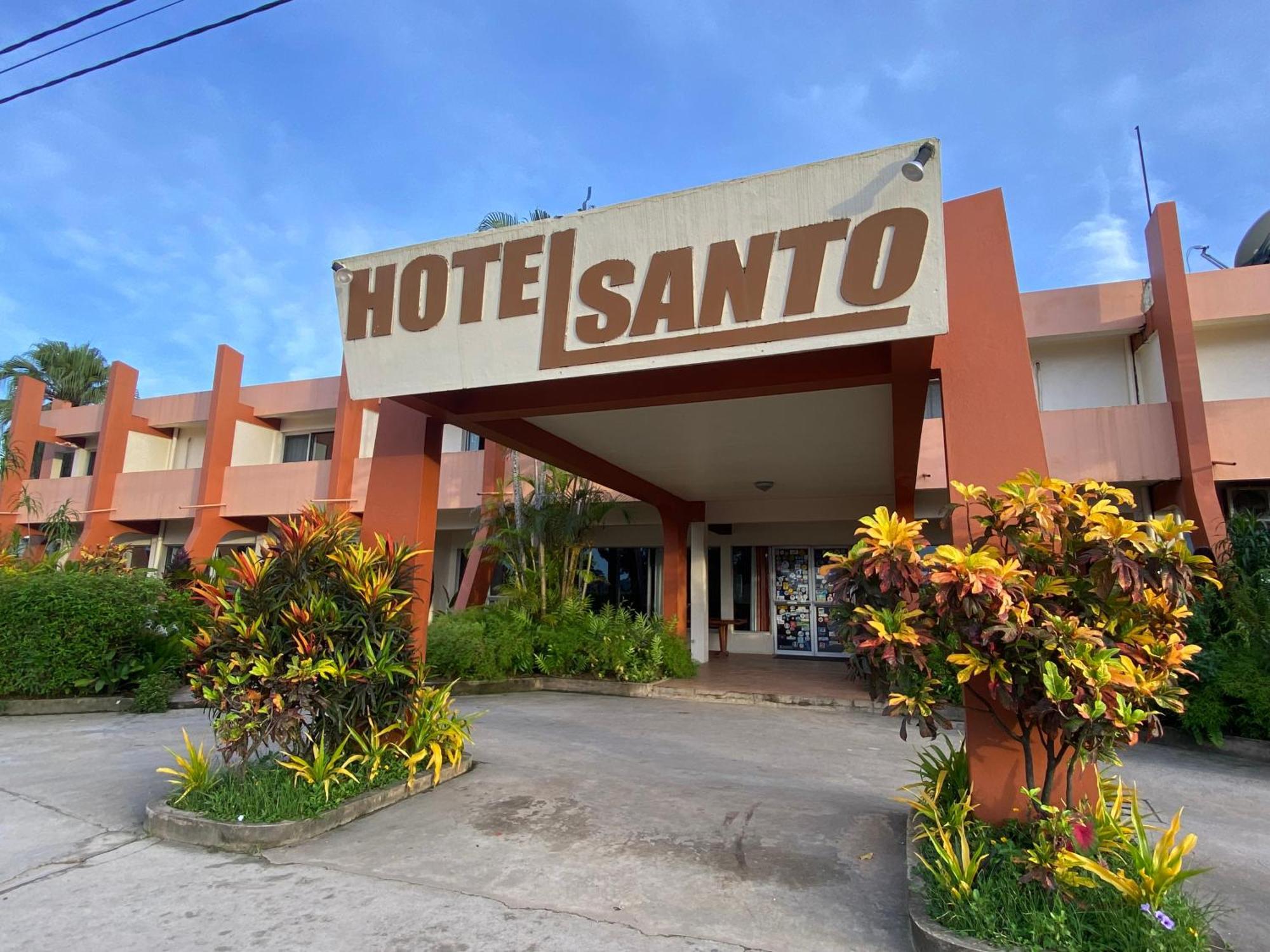 Hotel Santo Vanuatu Луганвил Екстериор снимка