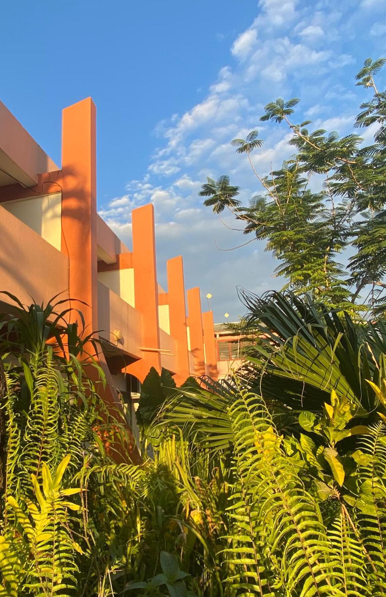 Hotel Santo Vanuatu Луганвил Екстериор снимка