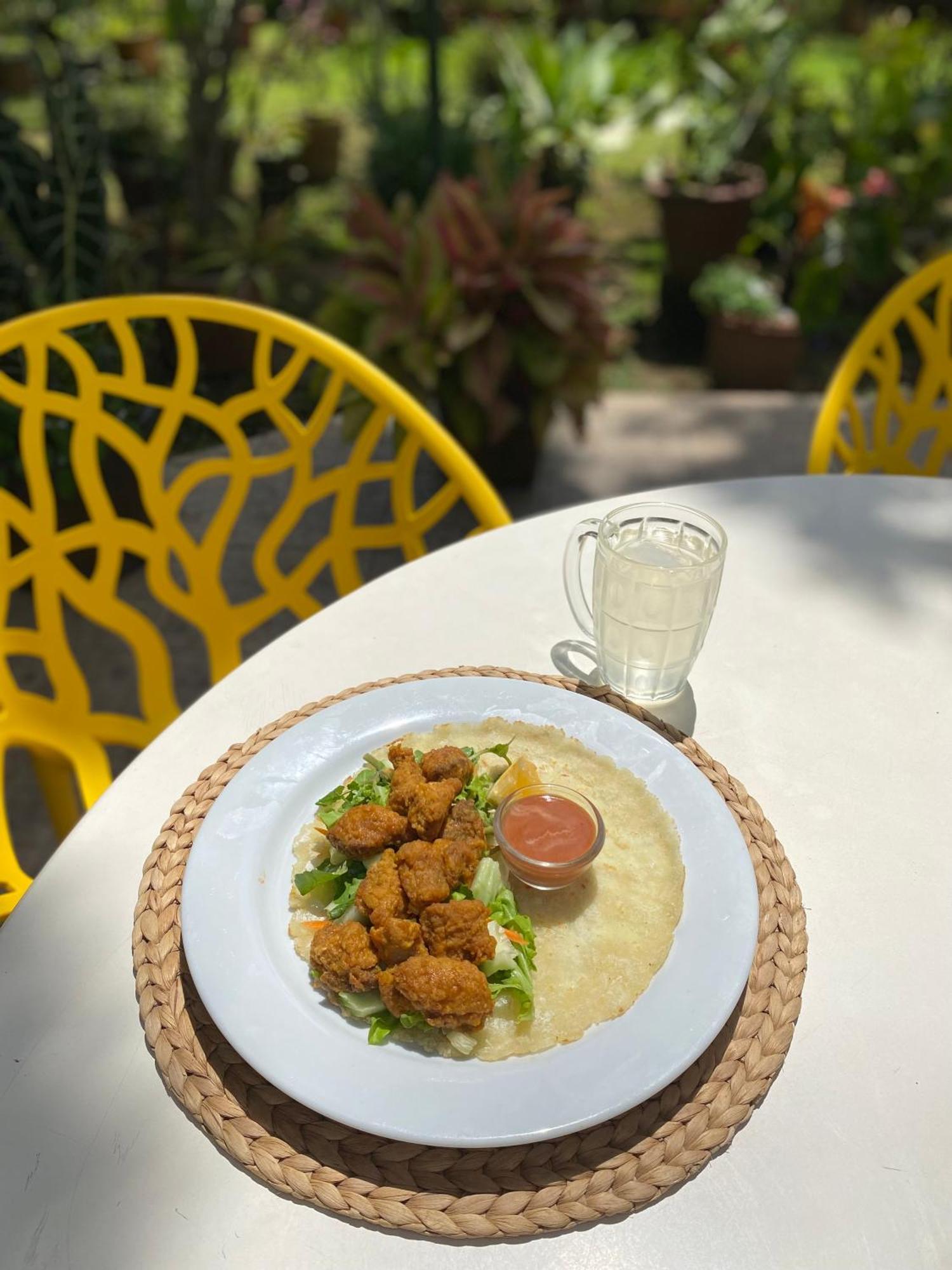 Hotel Santo Vanuatu Луганвил Екстериор снимка