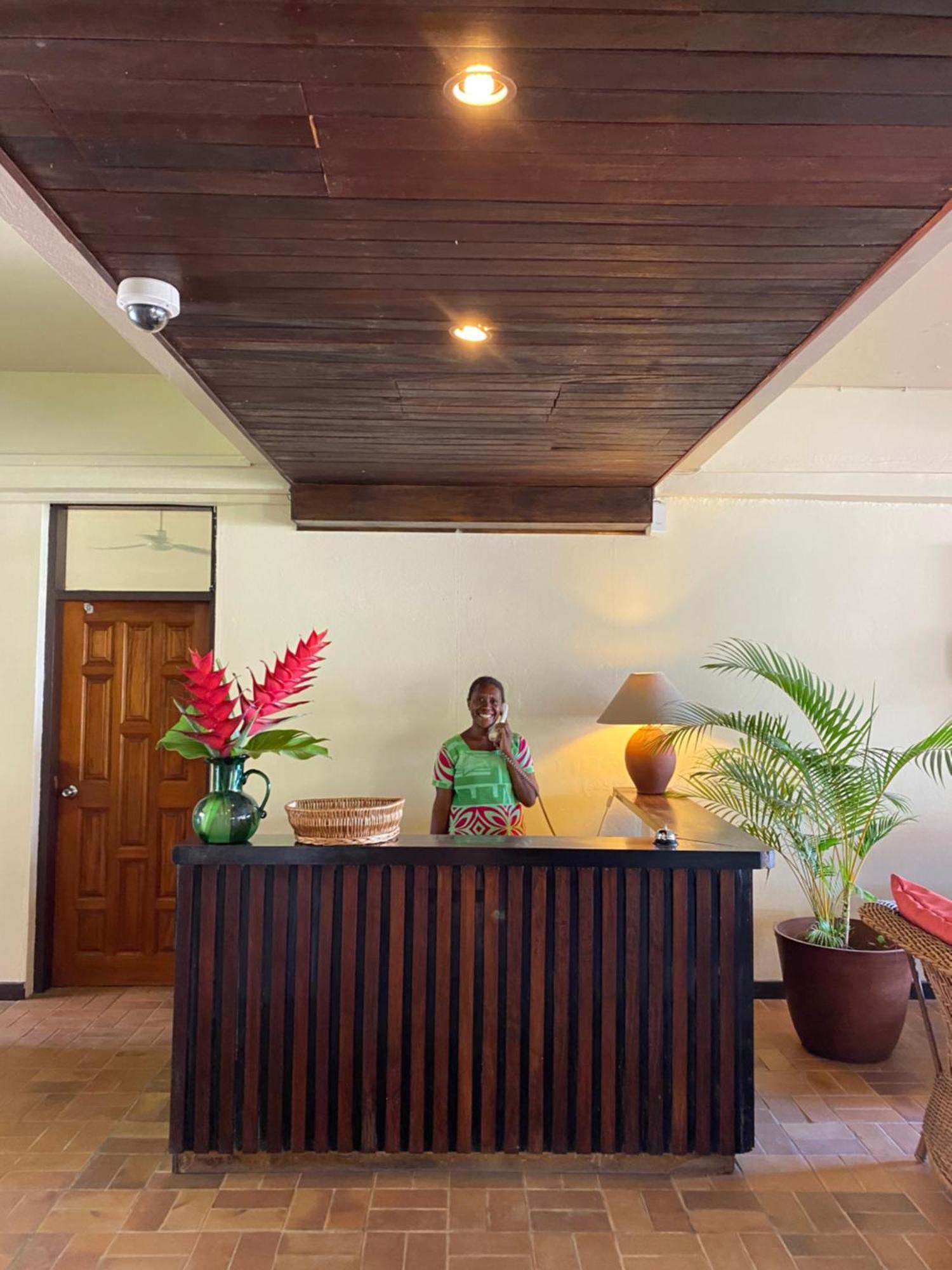 Hotel Santo Vanuatu Луганвил Екстериор снимка