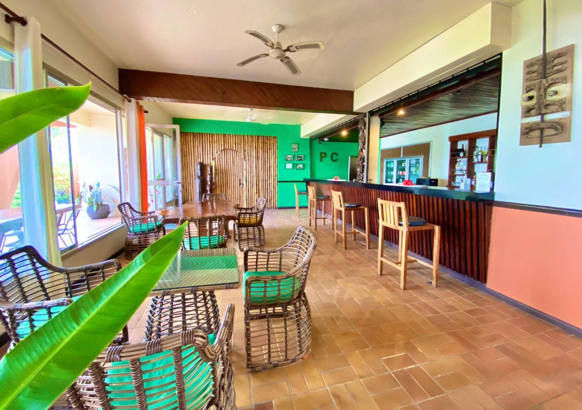 Hotel Santo Vanuatu Луганвил Екстериор снимка
